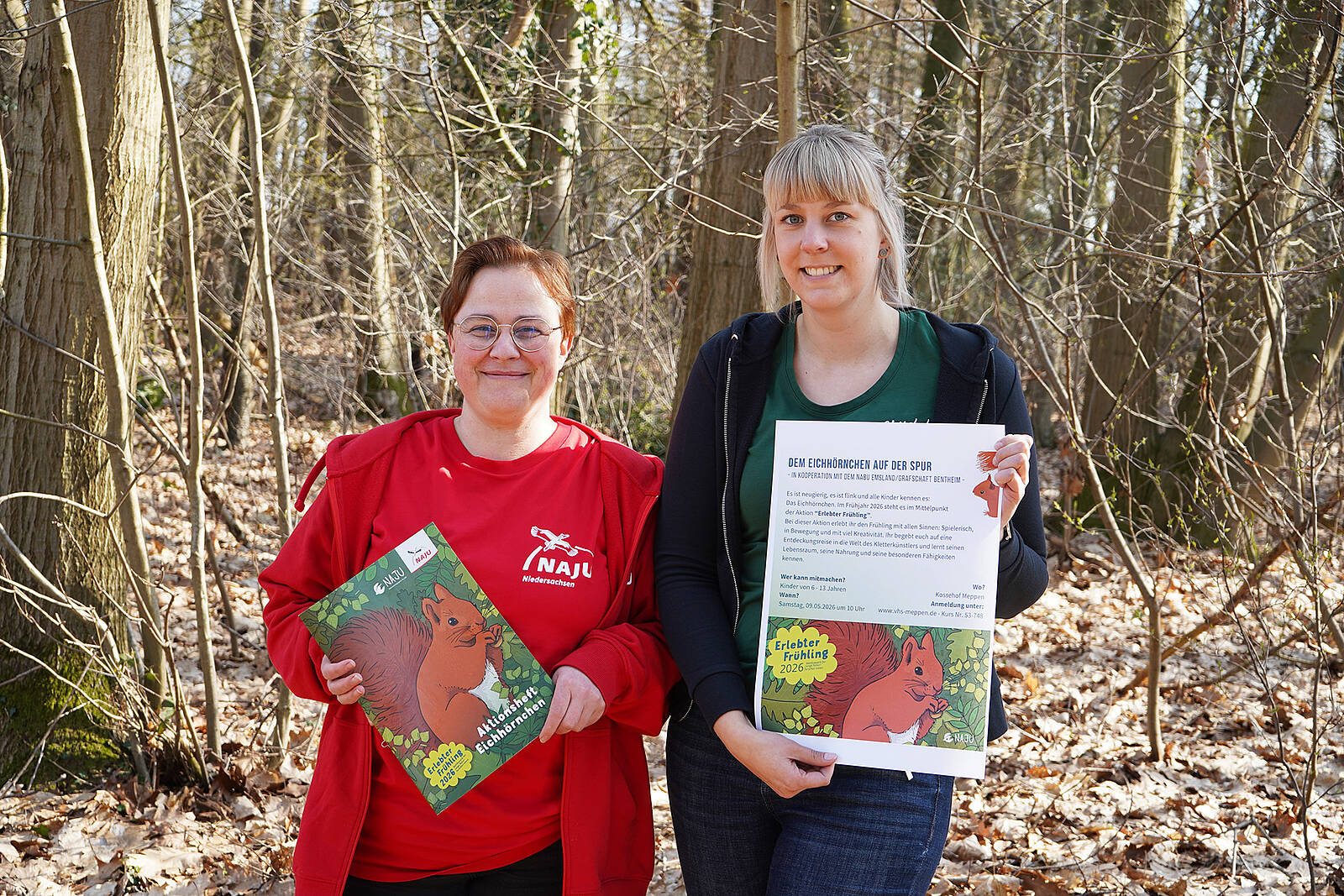 Öffnet die Seite 'Kinder entdecken die Welt des Eichhörnchens auf dem Kossehof der VHS Meppen'