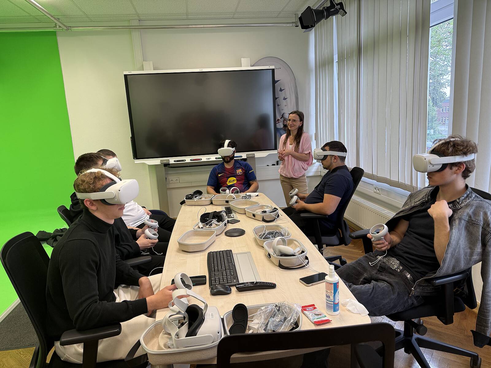 Öffnet die Seite 'JES-Workshop: Junge Männer entdecken Berufe mit Virtual Reality'